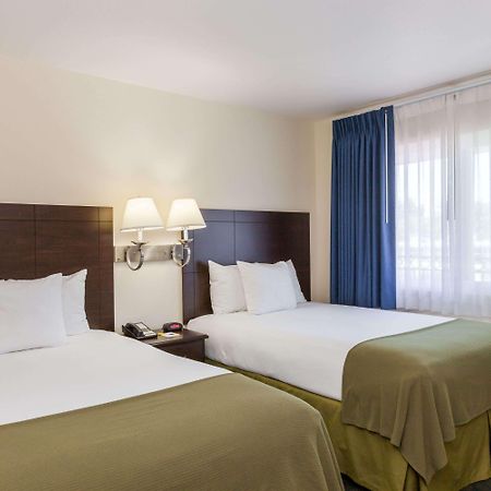 Days Inn By Wyndham Santa Maria Esterno foto