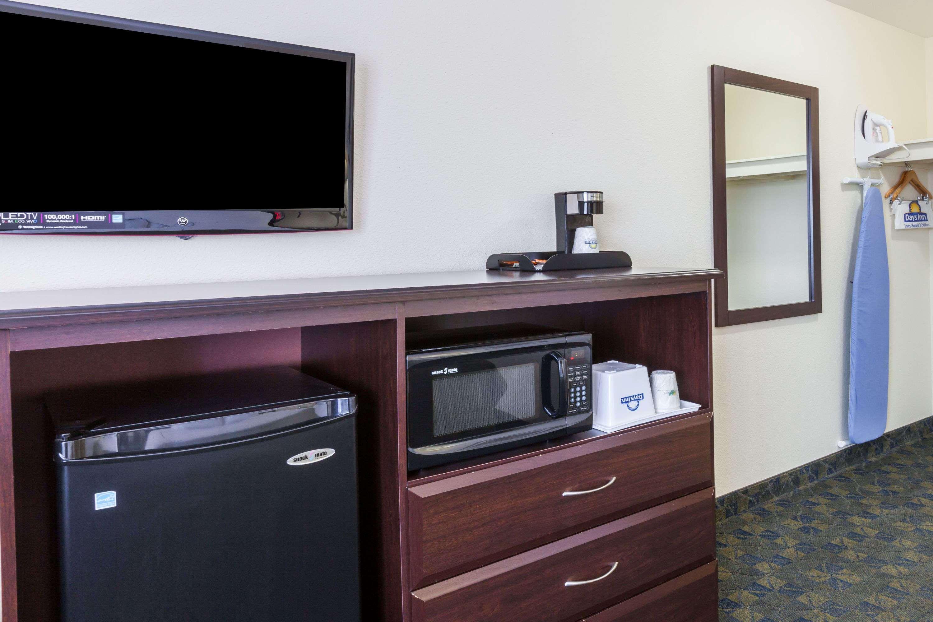 Days Inn By Wyndham Santa Maria Esterno foto